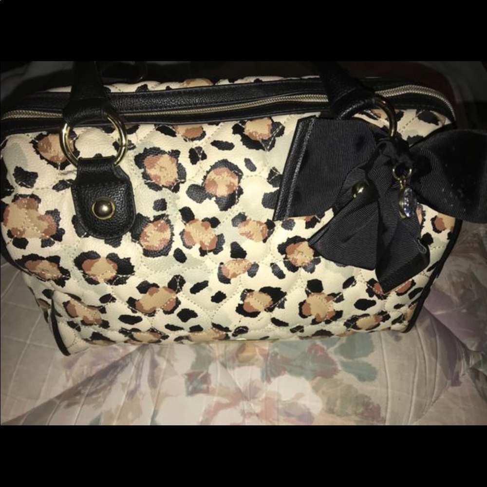 Purse - Picture 3 of 4